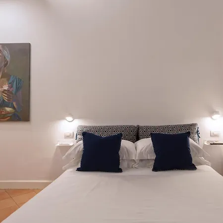 Eleonora Гостевой дом Неаполь